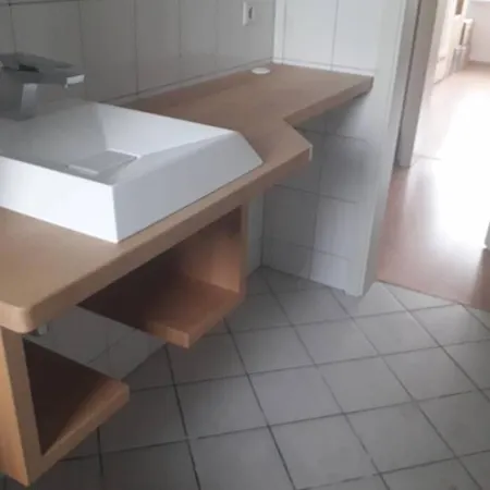 Zentrale Stadtwohnung Jena-city Apartment